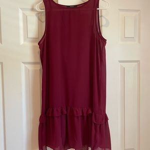 💖 Burgundy ruffled dress